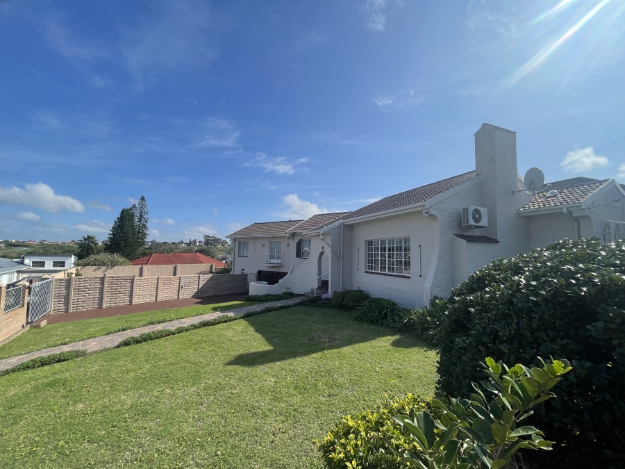 4 Bedroom Property for Sale in Braelyn Heights Eastern Cape